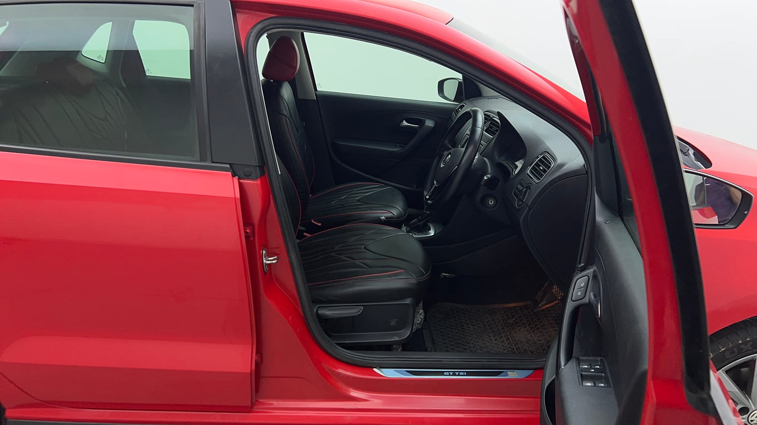 Used 2021 Volkswagen Polo GT Petrol Automatic interior RIGHT SIDE FRONT DOOR CABIN VIEW