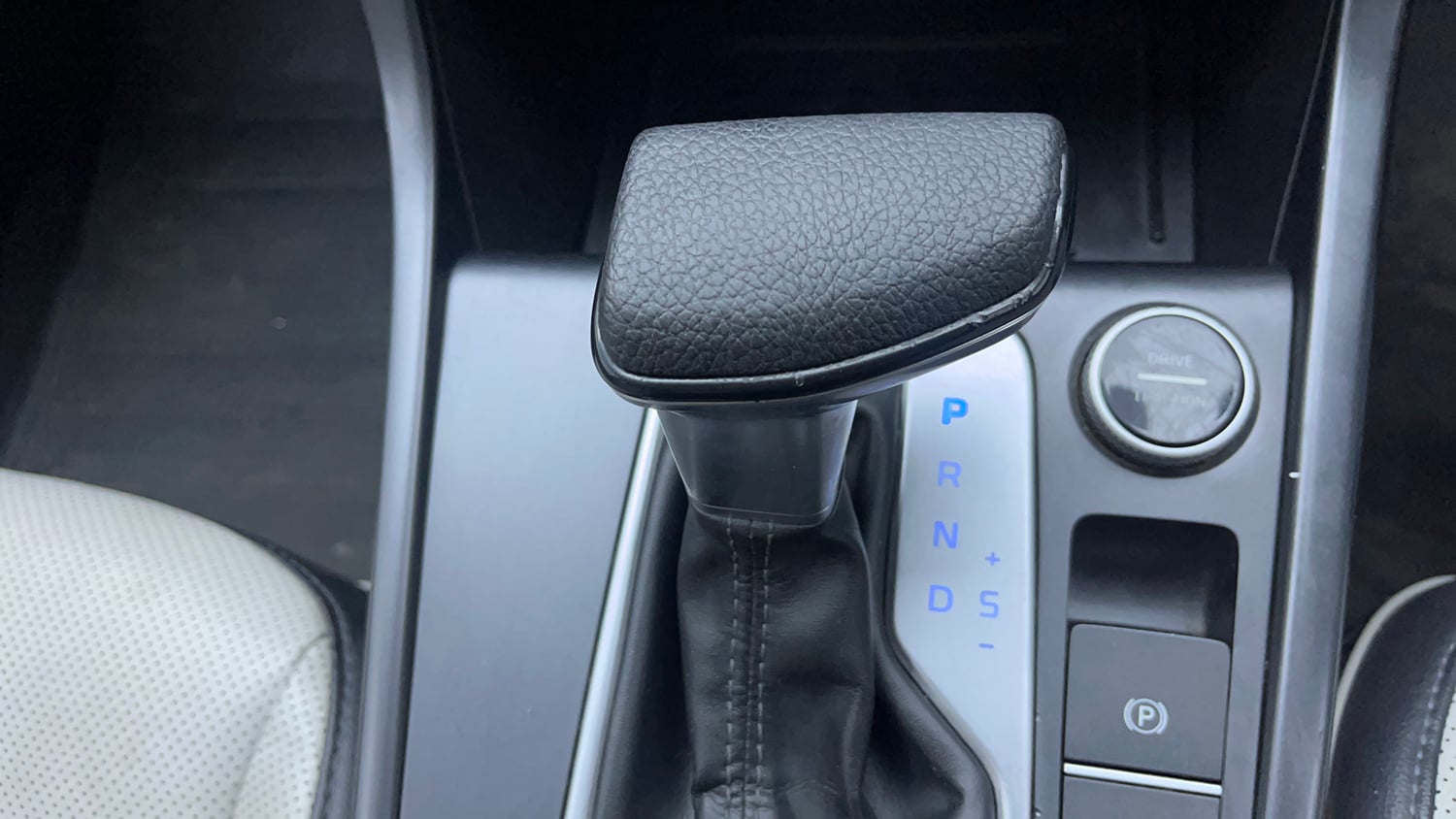 Used 2021 Hyundai Creta SX (O) 1.5 Petrol IVT Petrol Automatic interior GEAR  KNOB VIEW