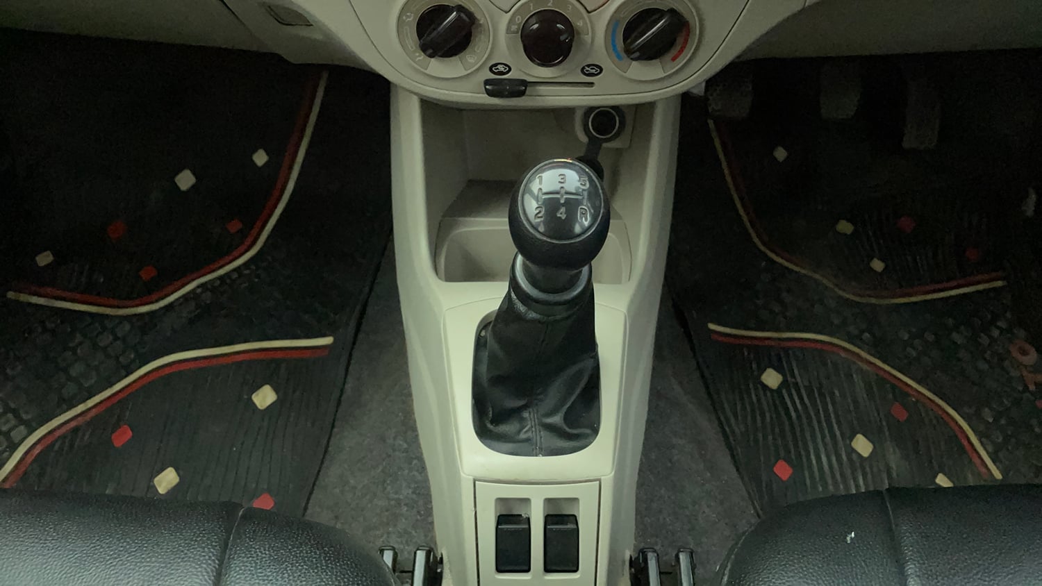 Used 2022 Maruti Suzuki Alto 800 VXi Petrol Manual interior GEAR  KNOB VIEW
