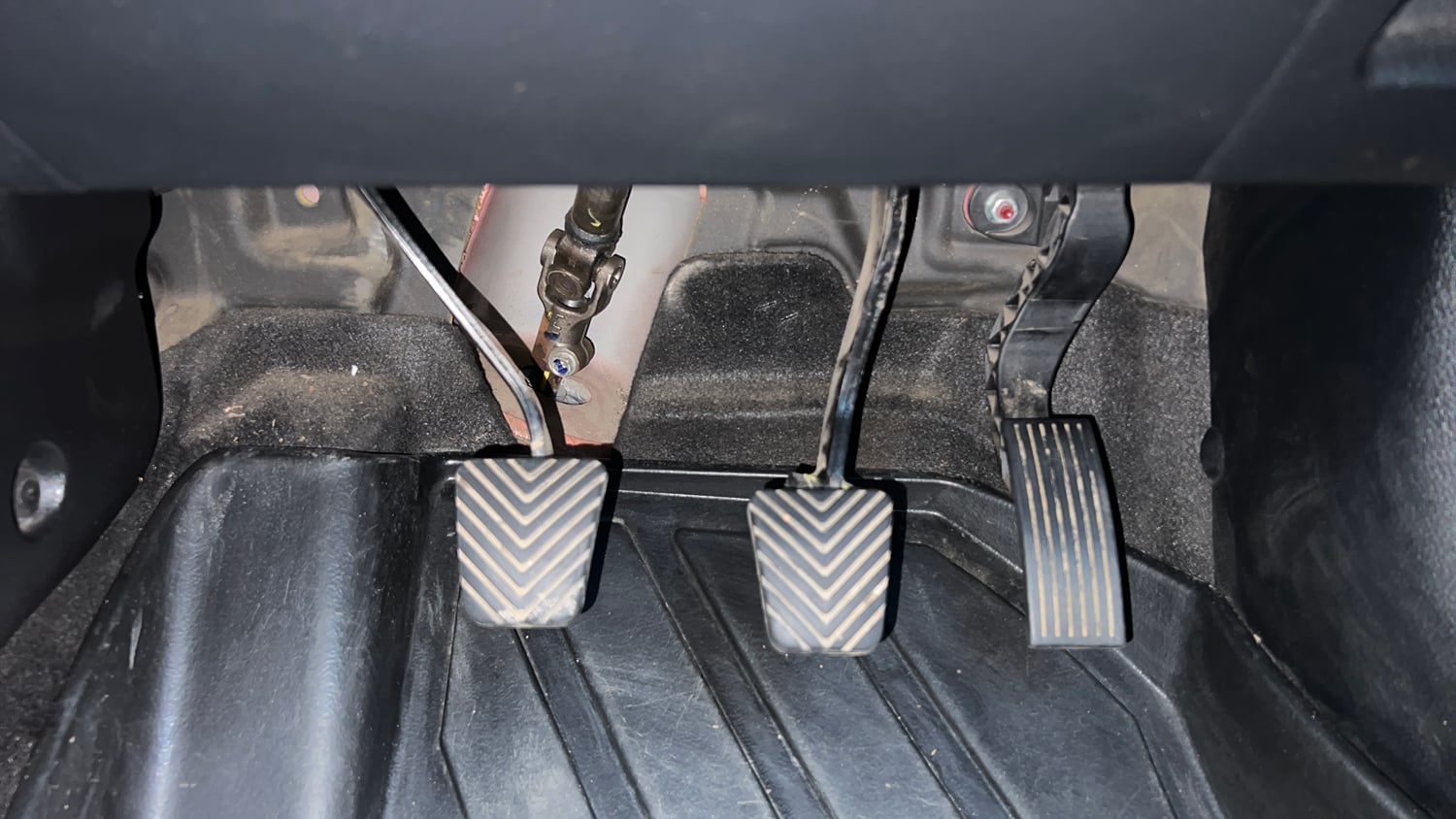 Used 2024 Kia Sonet HTX Plus 1.5 Diesel MT Diesel Manual interior PEDALS VIEW