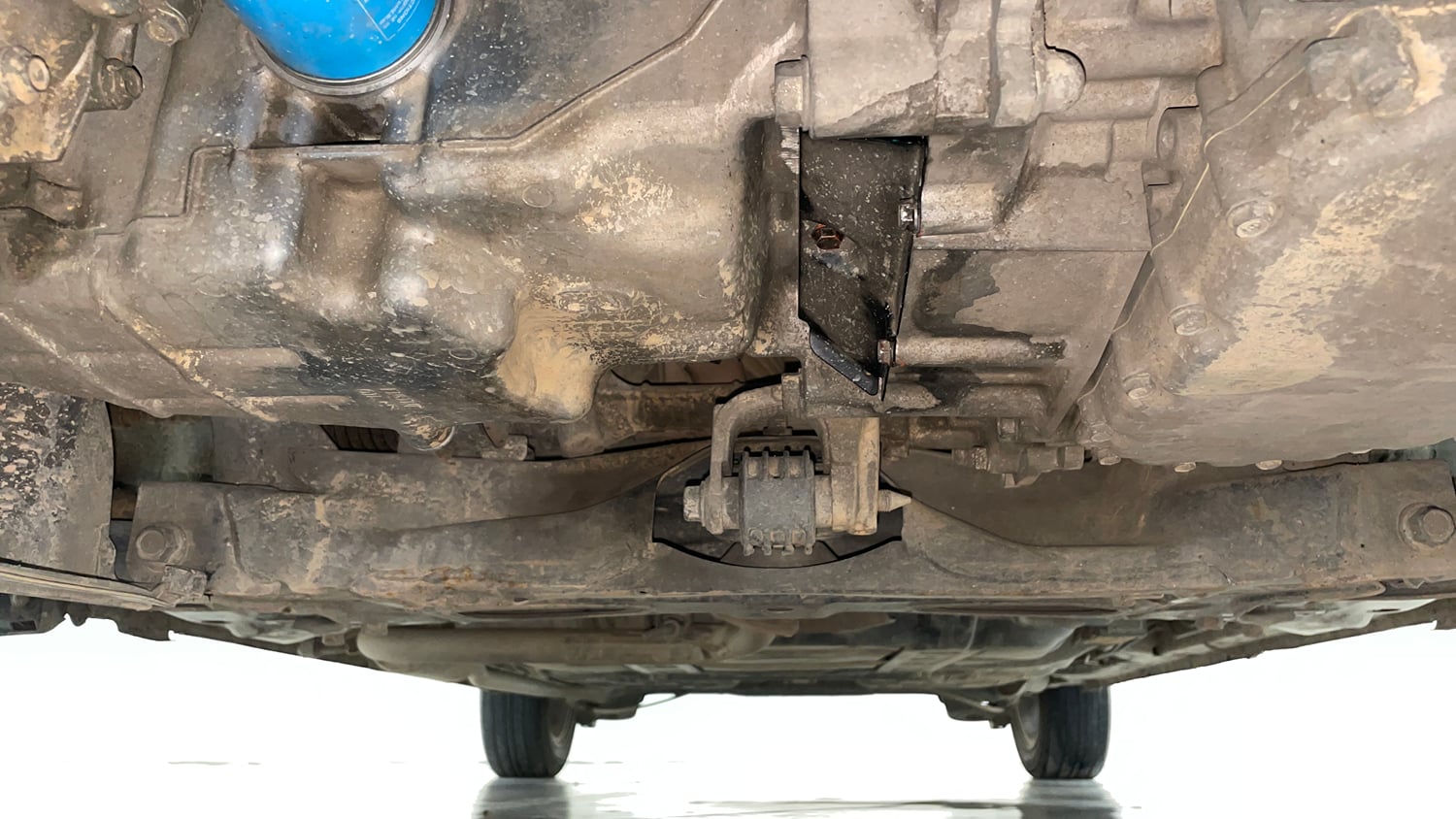 Used 2016 Honda Jazz V AT Petrol Petrol Automatic extra FRONT LEFT UNDERBODY VIEW