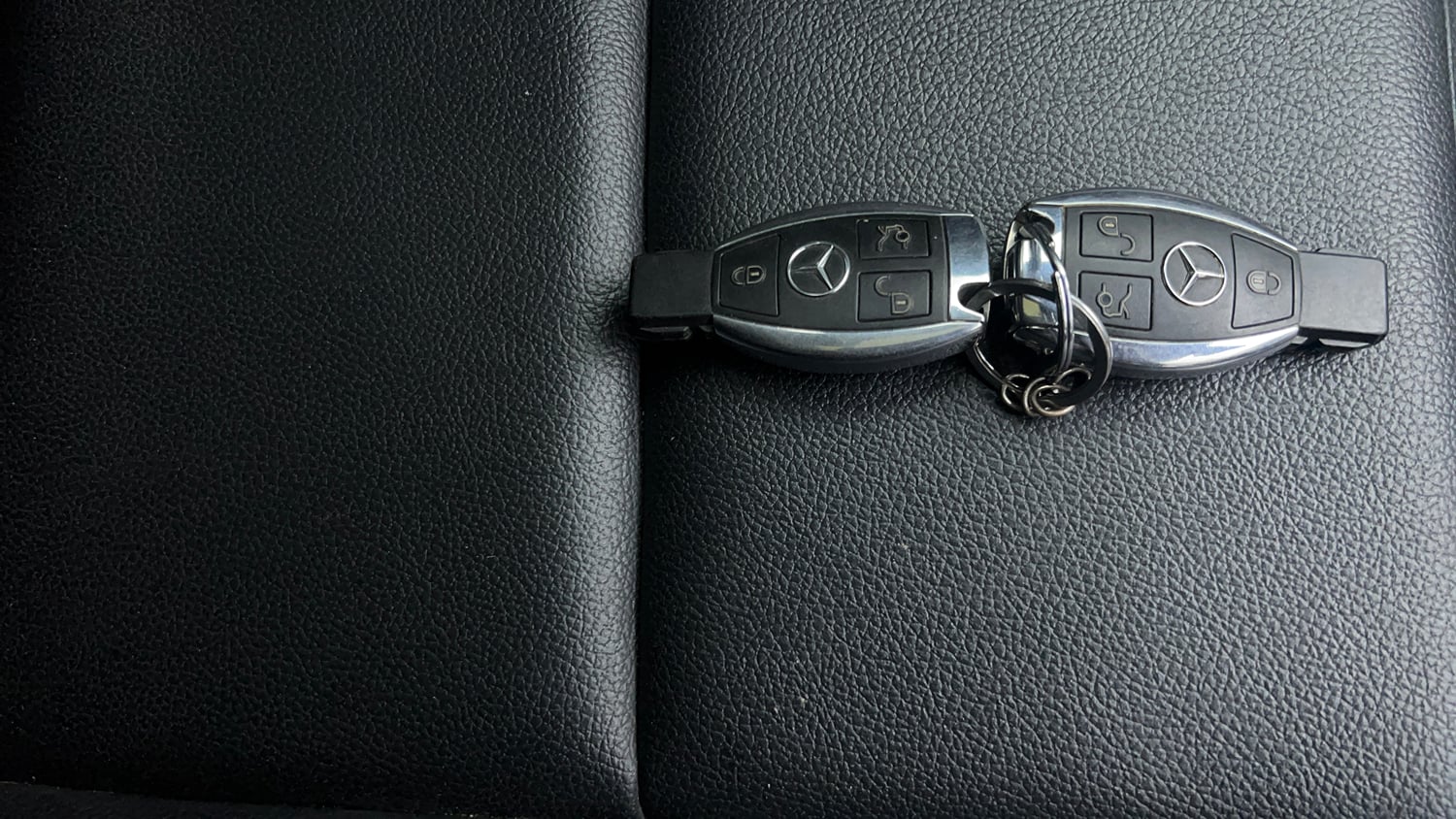 Used 2019 Mercedes-Benz GLA 200 Urban Edition Petrol Automatic extra CAR KEY VIEW