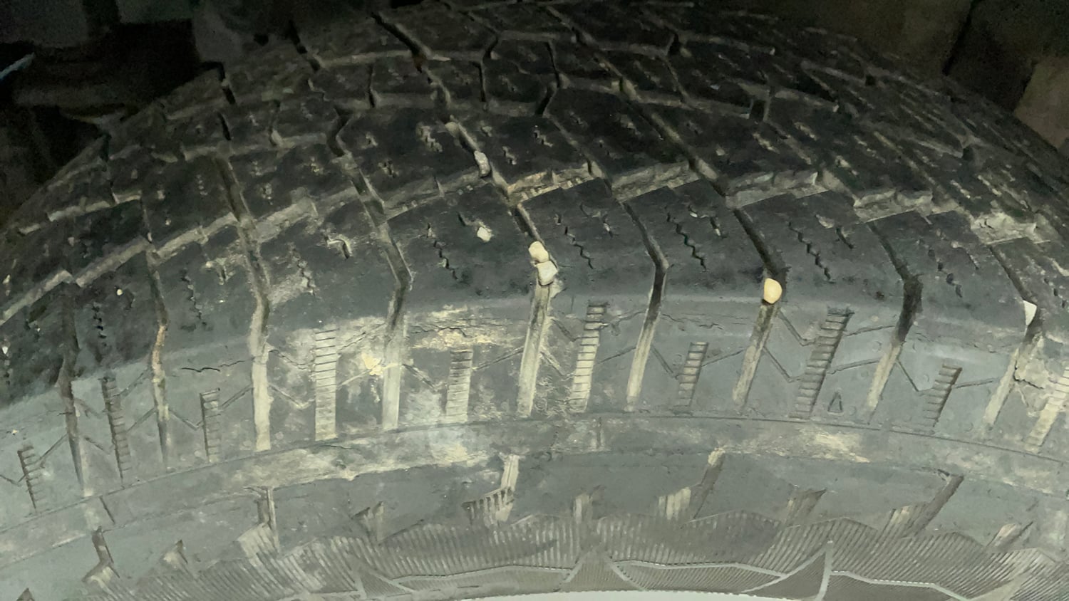 Used 2024 Mahindra Thar LX Hard Top Diesel MT 4WD Diesel Manual tyres LEFT FRONT TYRE TREAD VIEW