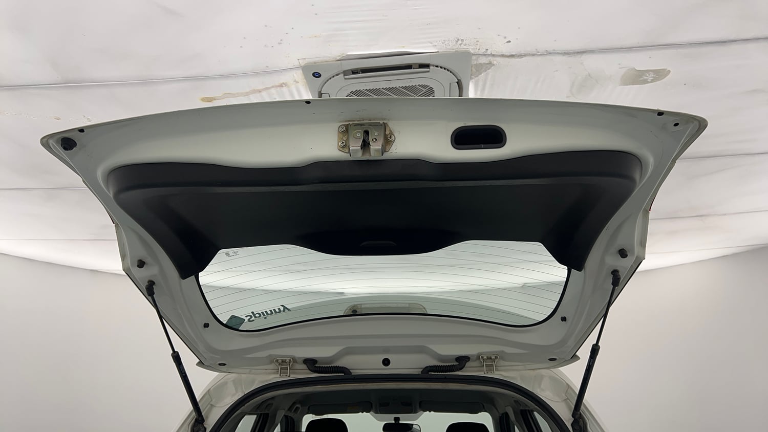 Used 2021 maruti-suzuki Vitara Brezza ZXi Petrol Manual interior DICKY DOOR OPEN VIEW