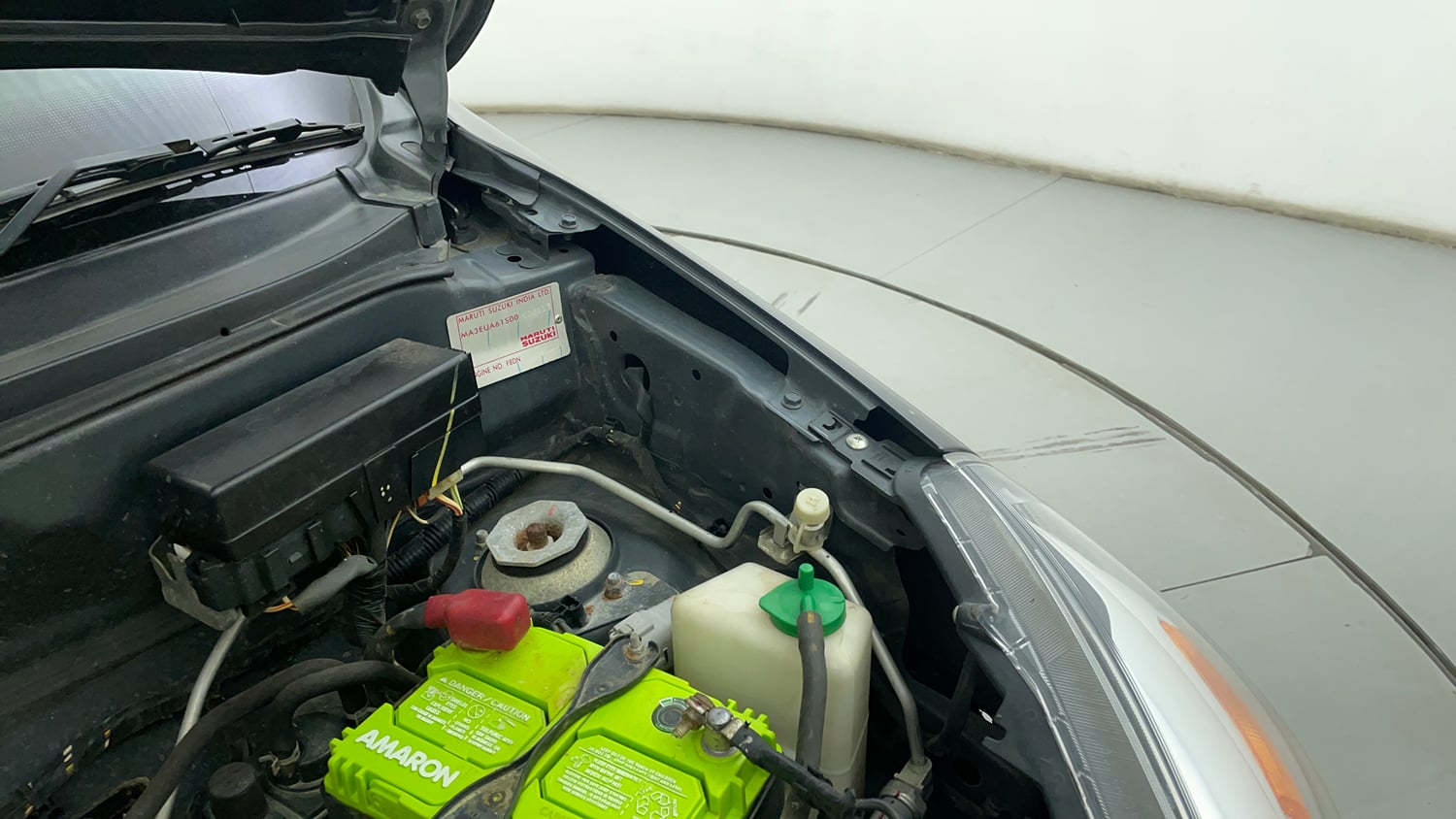 Used 2022 Maruti Suzuki Alto 800 VXi Petrol Manual engine ENGINE LEFT SIDE HINGE & APRON VIEW