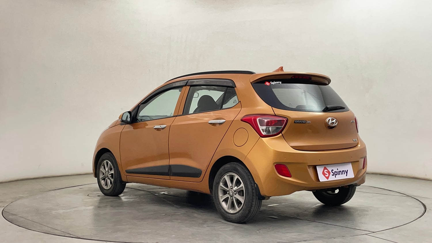 Used 2015 Hyundai Grand i10 Asta 1.2 Kappa VTVT Petrol Manual exterior LEFT REAR CORNER VIEW