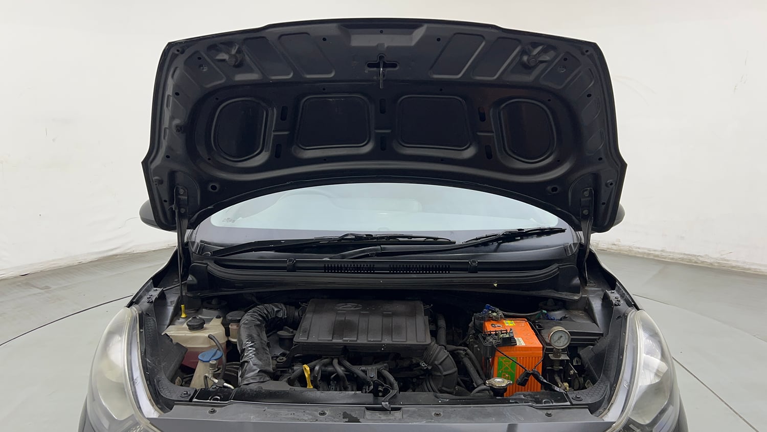 Used 2021 Hyundai Grand i10 Nios Magna 1.2 Kappa VTVT CNG Cng Manual engine ENGINE & BONNET OPEN FRONT VIEW