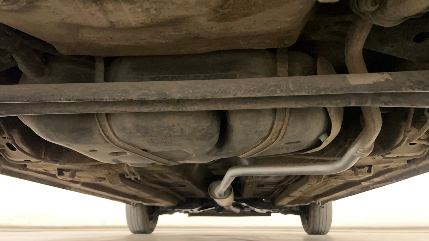 Used 2017 Maruti Suzuki Celerio ZXi Petrol Manual extra REAR UNDERBODY VIEW (TAKEN FROM REAR)