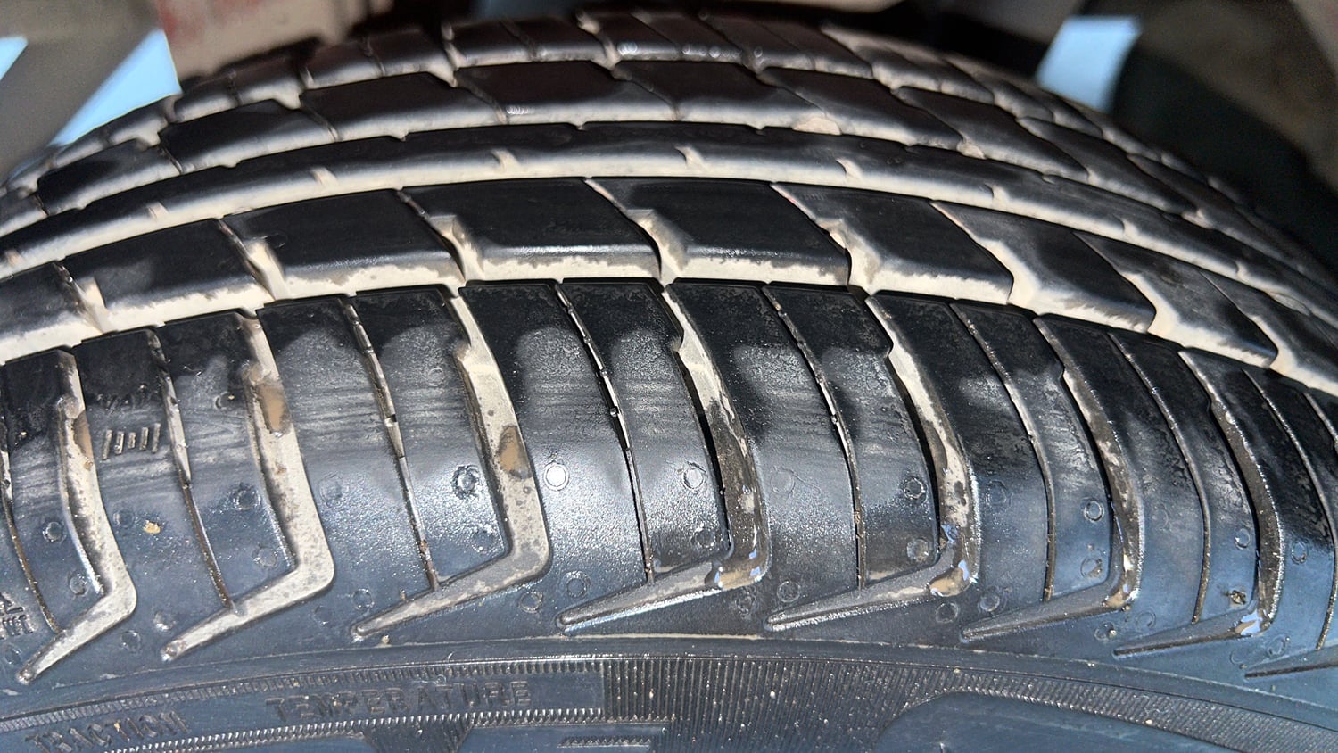 Used 2019 maruti-suzuki Alto K10 LXi (O) CNG Cng Manual tyres RIGHT REAR TYRE TREAD VIEW