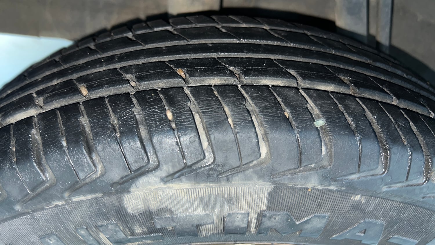 Used 2018 Renault Kwid CLIMBER 1.0 Petrol Manual tyres RIGHT REAR TYRE TREAD VIEW