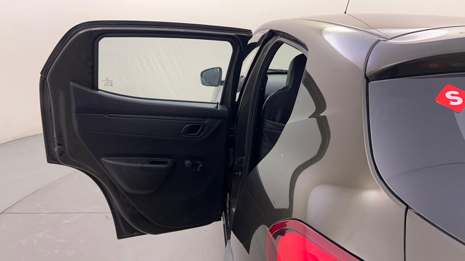 Used 2017 Renault Kwid 1.0 RXL AMT Petrol Automatic interior LEFT REAR DOOR OPEN VIEW