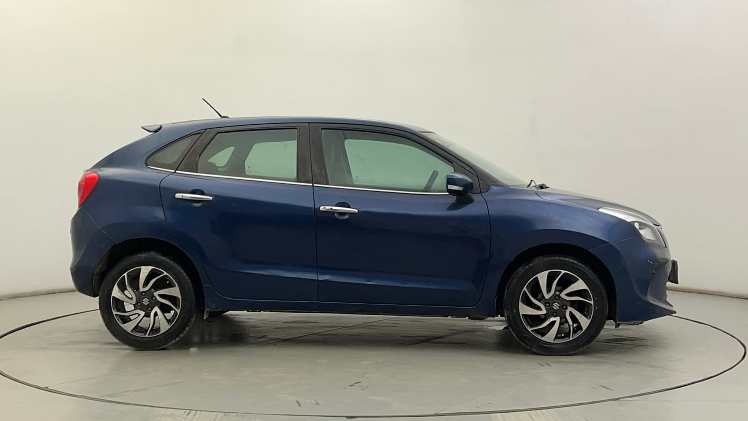 Used 2020 Maruti Suzuki Baleno Alpha Petrol Manual exterior RIGHT SIDE VIEW
