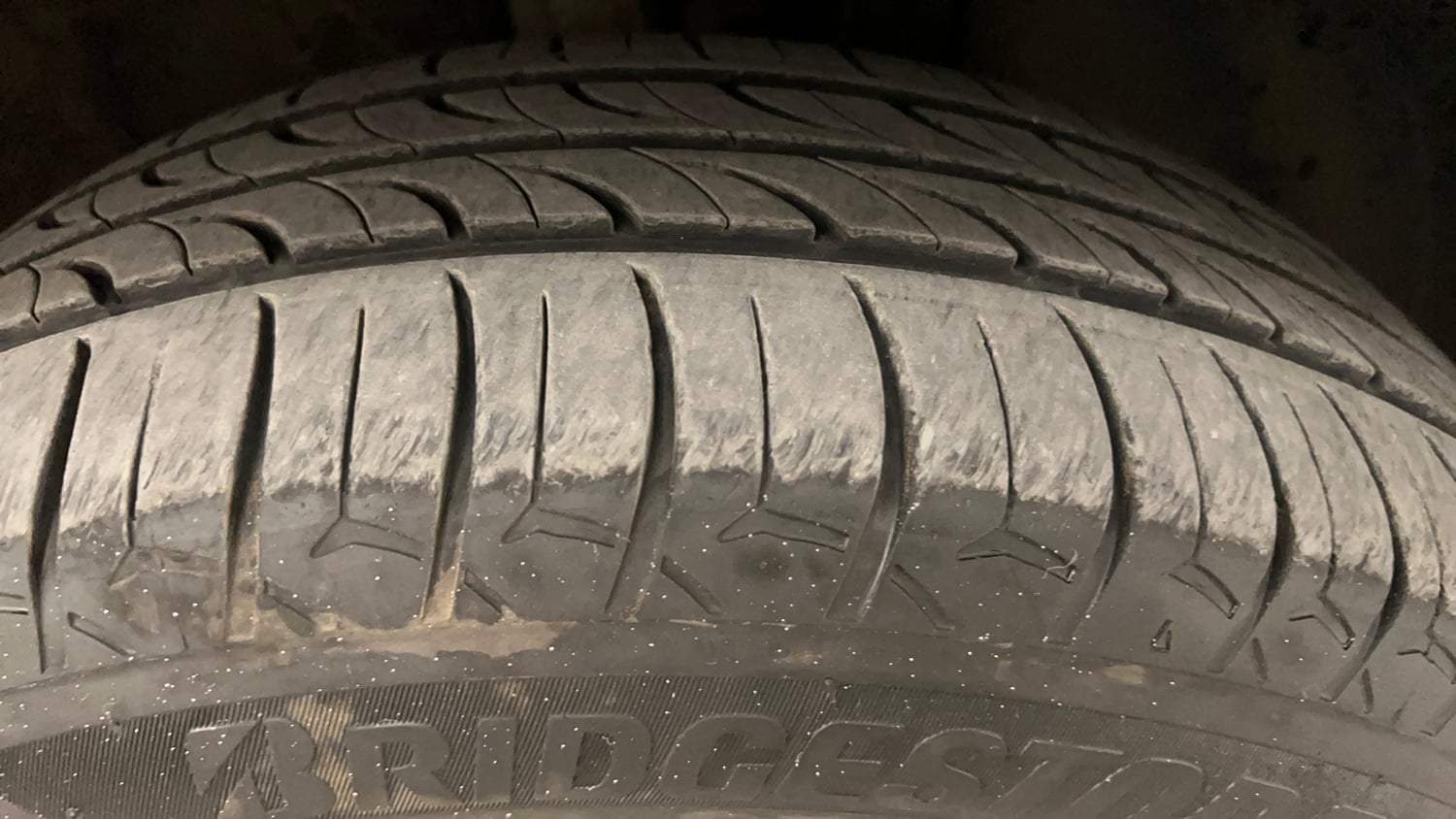 Used 2020 Hyundai Venue S 1.0 Turbo Petrol Manual tyres RIGHT FRONT TYRE TREAD VIEW