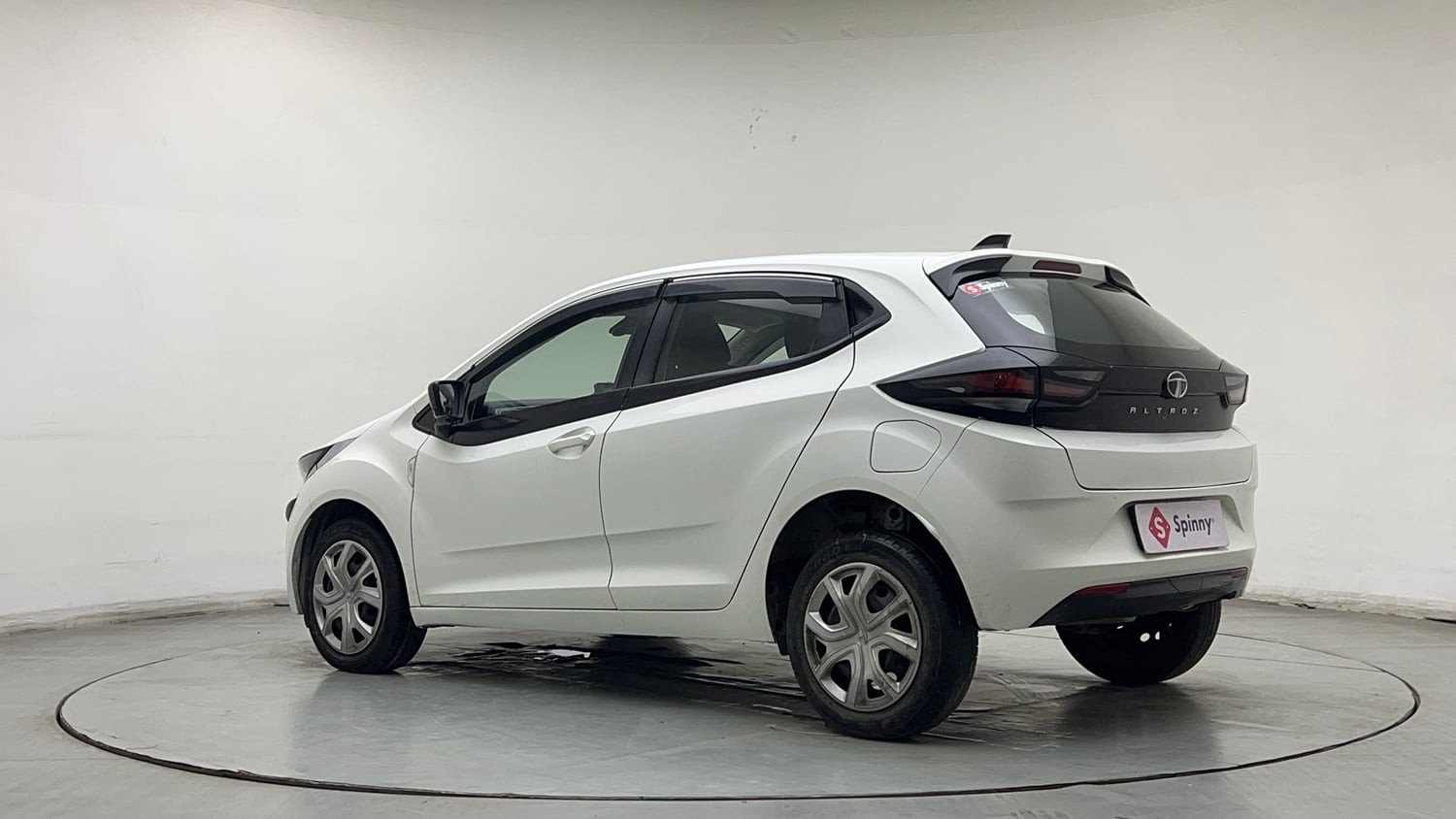 Used 2023 Tata Altroz XM (S) Petrol Petrol Manual exterior LEFT REAR CORNER VIEW