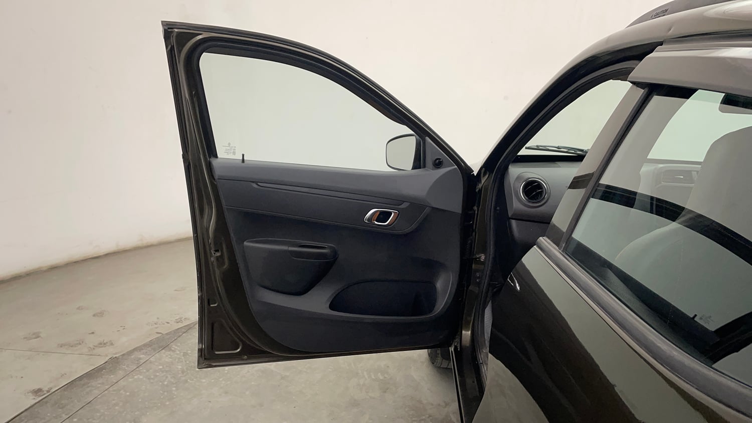 Used 2020 Renault Kwid RXT Petrol Manual interior LEFT FRONT DOOR OPEN VIEW