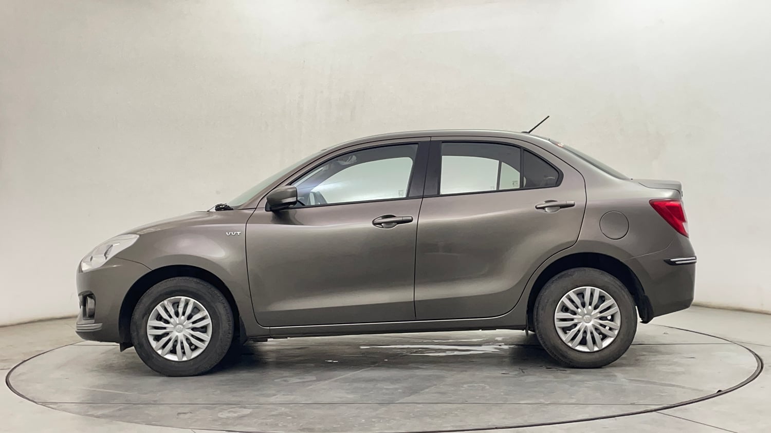 Used 2019 Maruti Suzuki Dzire VXi Petrol Manual exterior LEFT SIDE VIEW