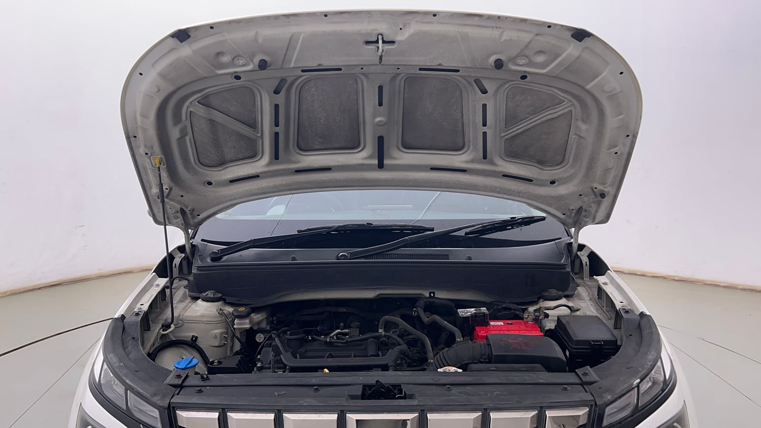 Used 2022 Hyundai Venue SX 1.2 Petrol Petrol Manual engine ENGINE & BONNET OPEN FRONT VIEW