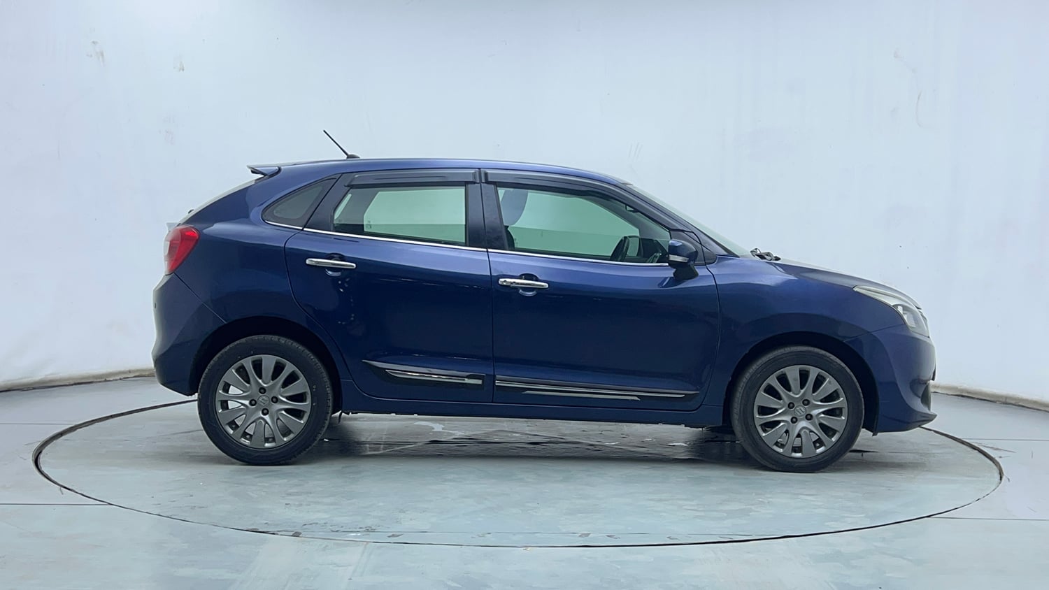Used 2018 Maruti Suzuki Baleno Alpha 1.2 Petrol Manual exterior RIGHT SIDE VIEW