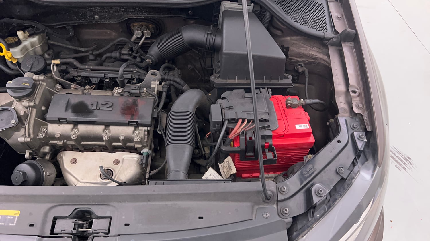 Used 2018 Volkswagen Ameo Highline1.2L Plus (P) 16 Alloy Petrol Manual engine ENGINE LEFT SIDE VIEW