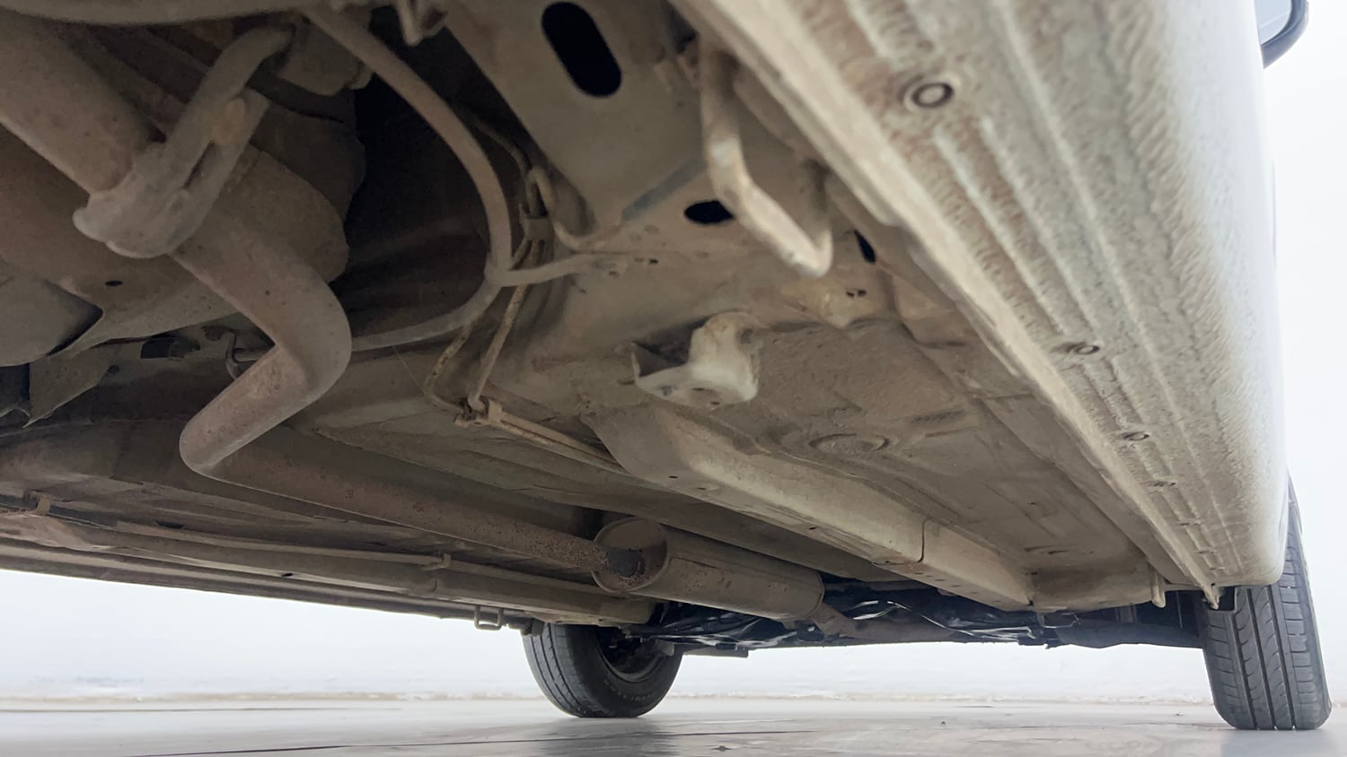 Used 2019 Maruti Suzuki Celerio ZXi AMT Petrol Automatic extra REAR RIGHT UNDERBODY VIEW