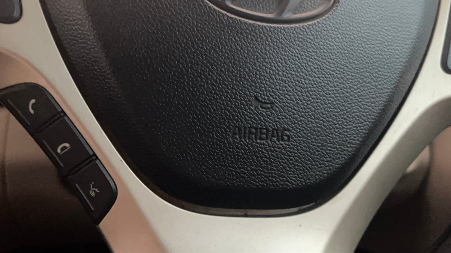 Used 2018 Hyundai Santro Sportz Petrol Manual top_features Airbags