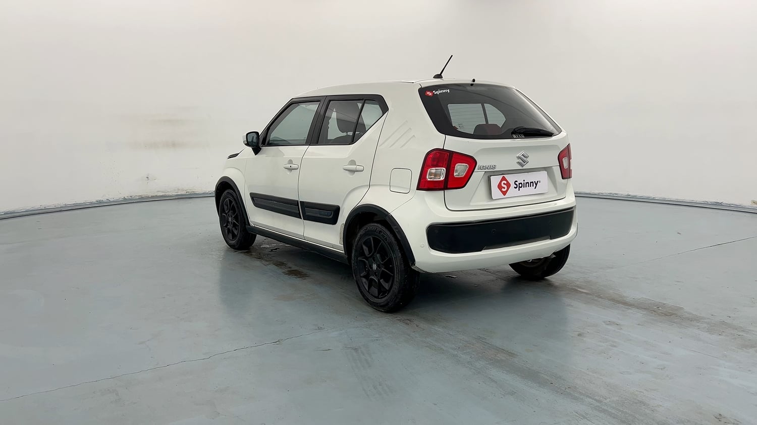 Used 2017 Maruti Suzuki Ignis Zeta 1.2 MT Petrol Manual exterior LEFT REAR CORNER VIEW