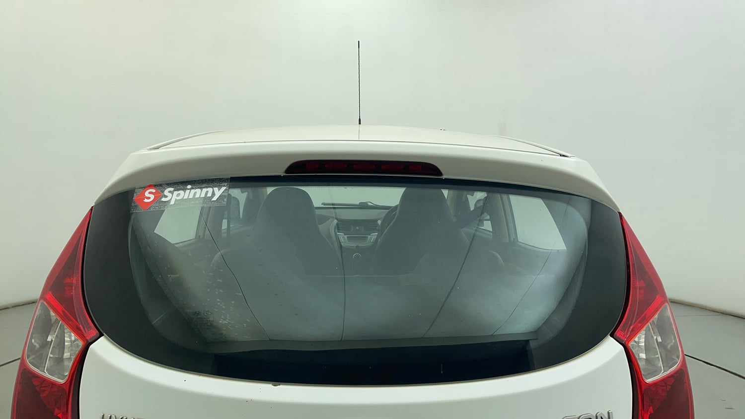 Used 2015 Hyundai Eon Magna + Petrol Manual exterior BACK WINDSHIELD VIEW