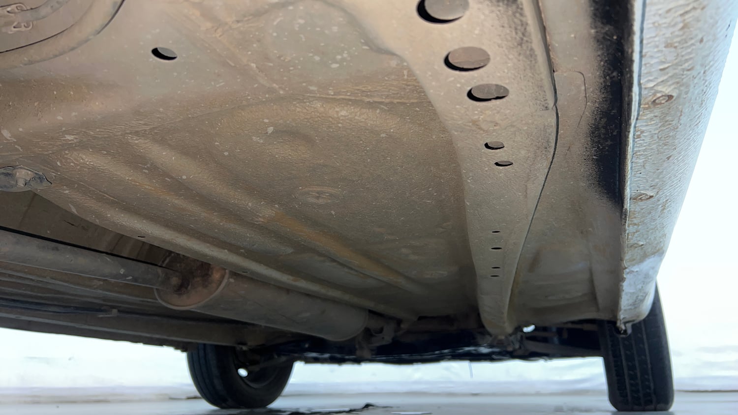 Used 2024 Maruti Suzuki Ignis Sigma 1.2 MT Petrol Manual extra REAR RIGHT UNDERBODY VIEW