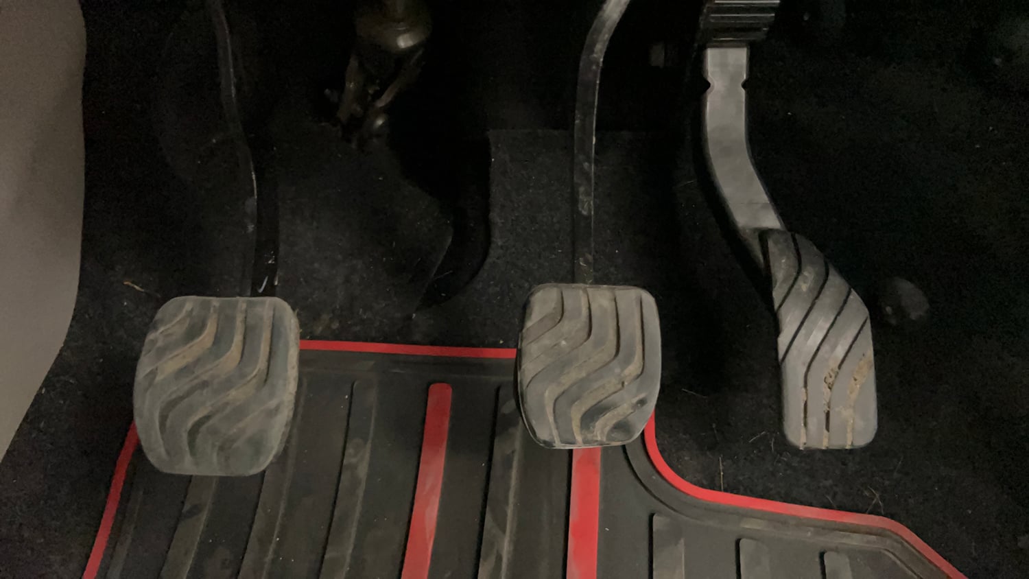 Used 2025 Renault Triber Evolution Petrol Manual interior PEDALS VIEW