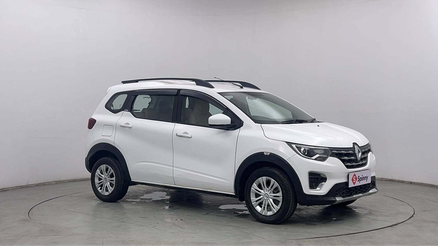 Used 2020 Renault Triber RXZ EASY-R AMT Petrol Automatic exterior RIGHT FRONT CORNER VIEW