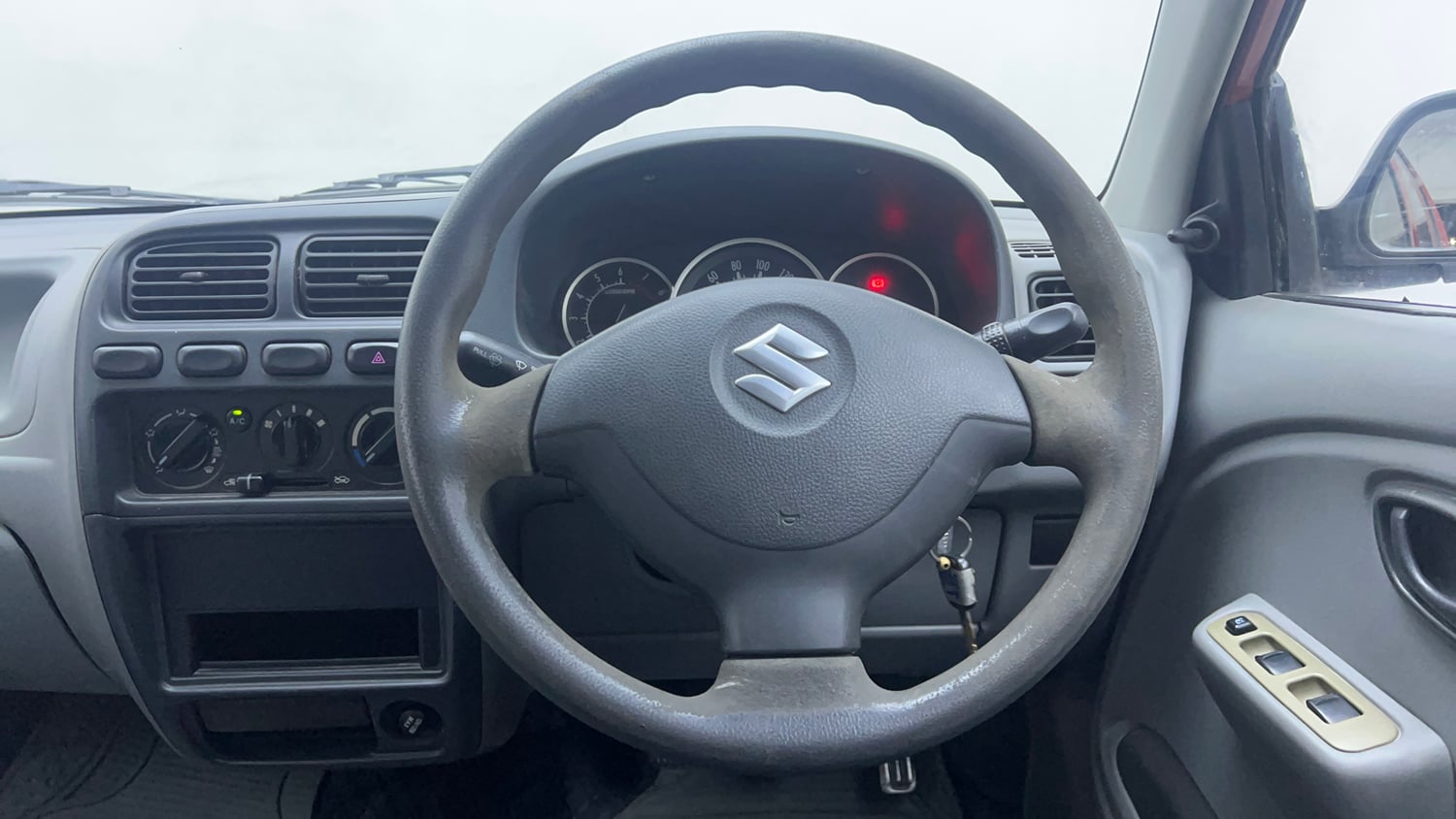 Used 2013 Maruti Suzuki Alto K10 VXi Petrol Manual interior STEERING VIEW