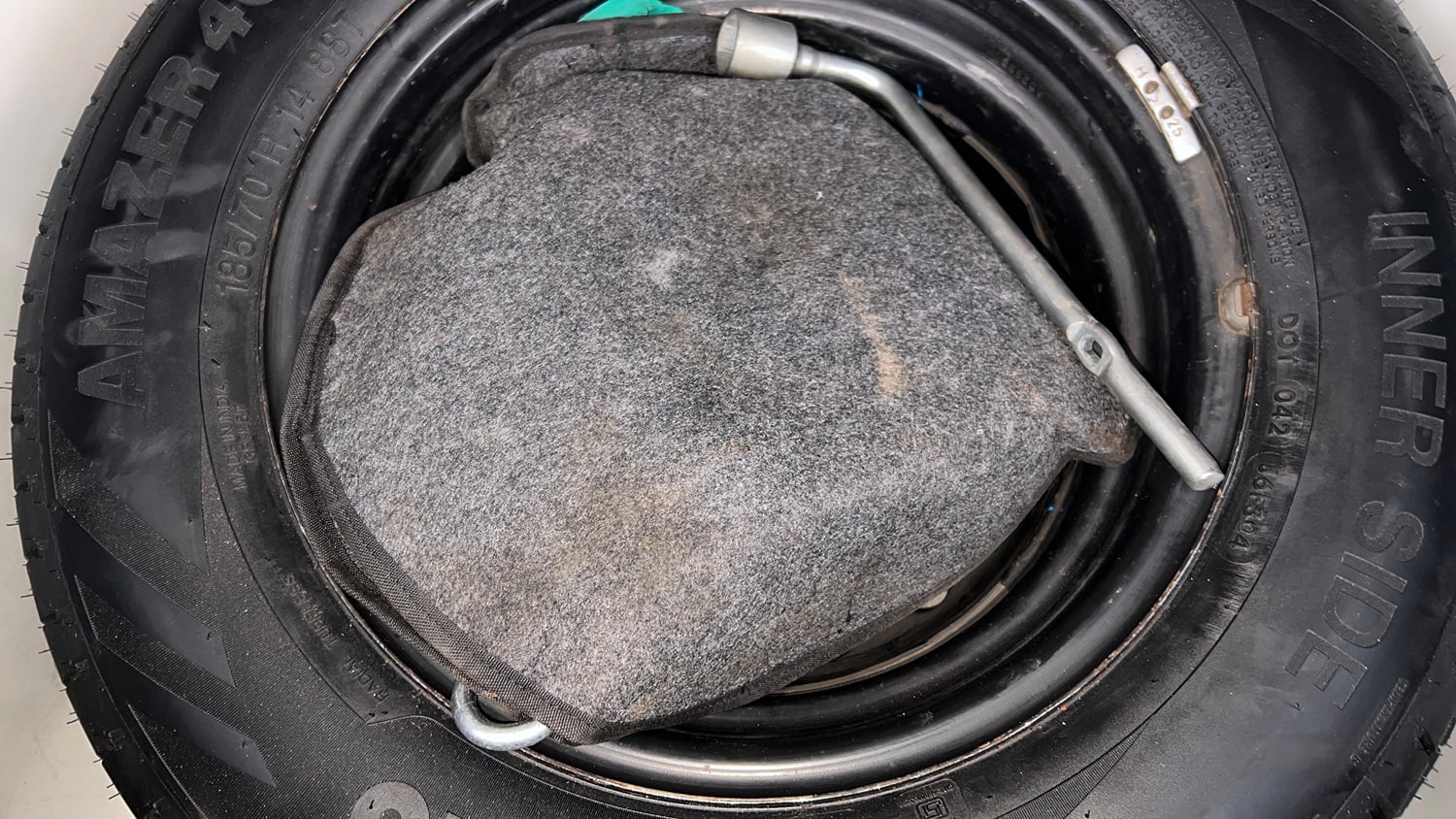 Used 2019 Hyundai Elite i20 Magna Plus 1.2 Petrol Manual tyres SPARE TYRE VIEW