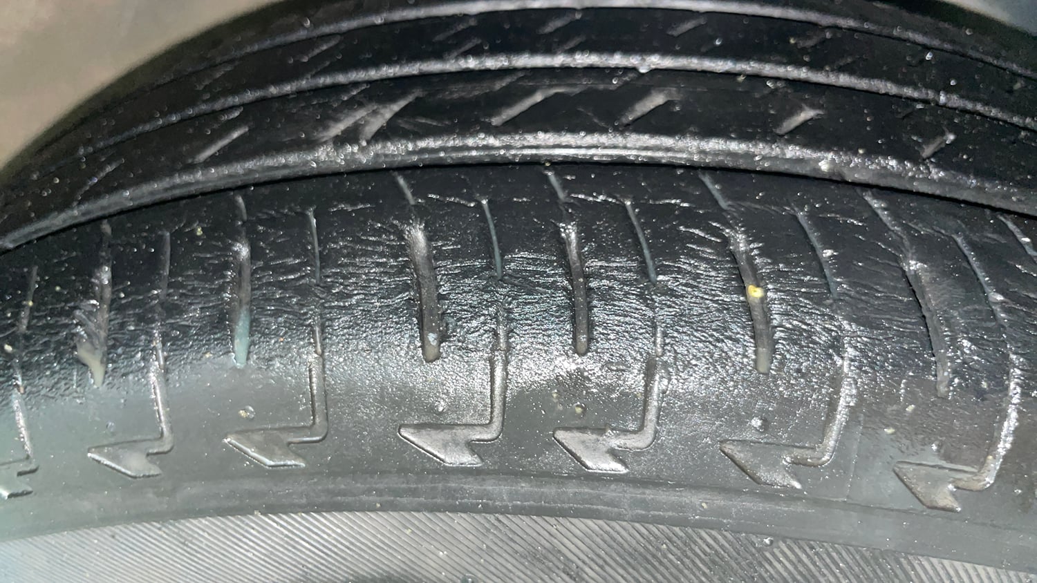 Used 2022 Maruti Suzuki Ignis Delta 1.2 MT Petrol Manual tyres RIGHT FRONT TYRE TREAD VIEW