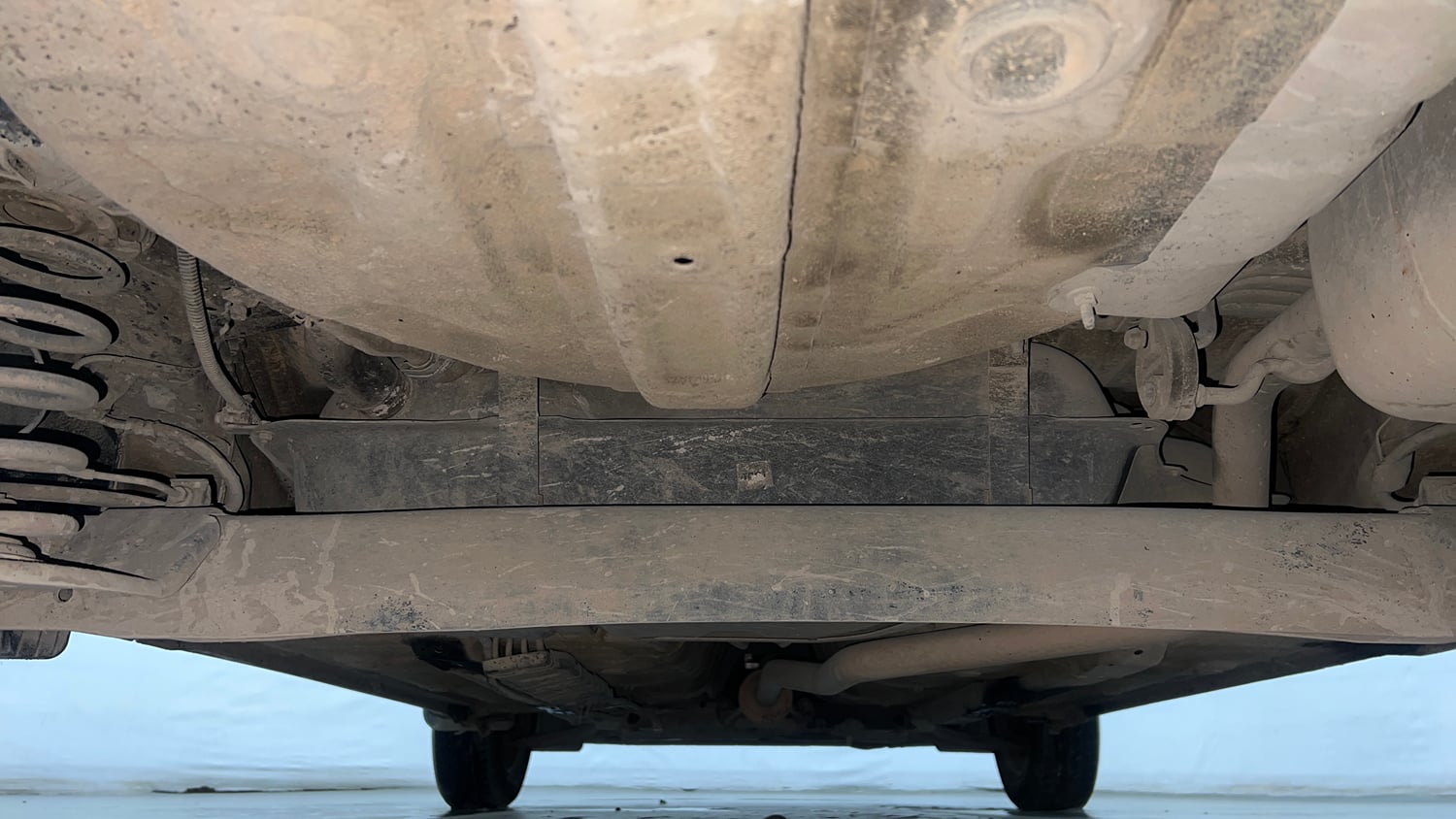 Used 2021 Hyundai Grand i10 Nios Magna 1.2 Kappa VTVT CNG Cng Manual extra REAR UNDERBODY VIEW (TAKEN FROM REAR)