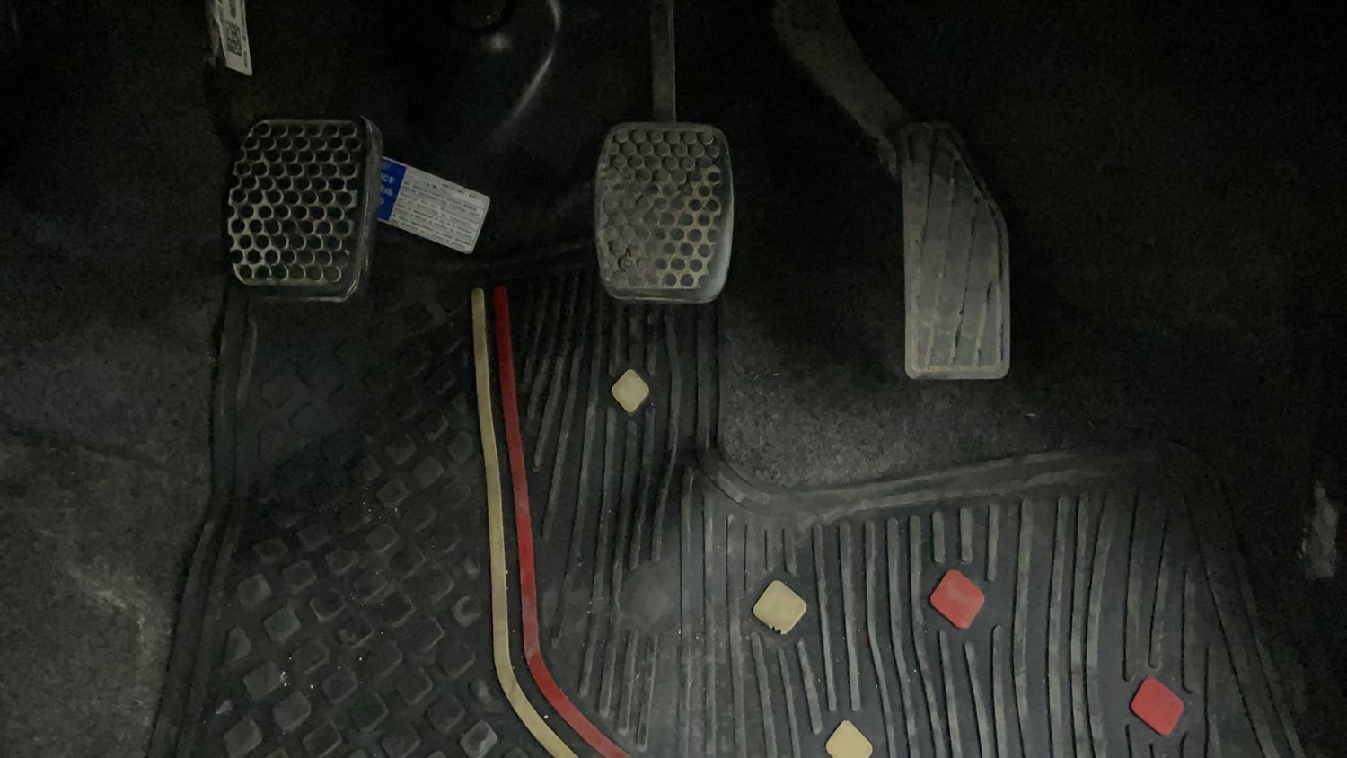 Used 2022 Maruti Suzuki Alto 800 VXi Petrol Manual interior PEDALS VIEW