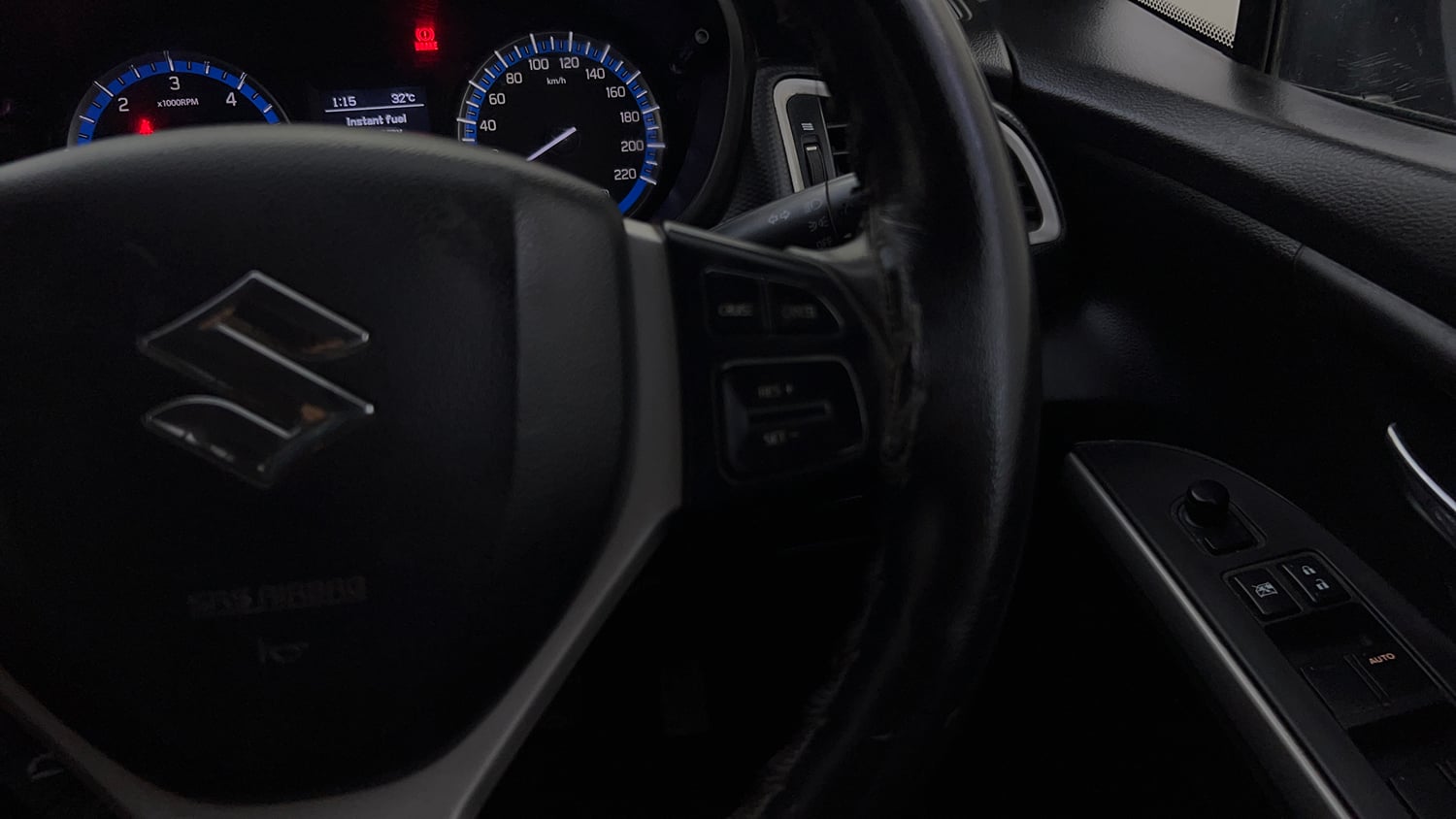 Used 2016 Maruti Suzuki S-Cross Zeta 1.3 Diesel Manual top_features Cruise control