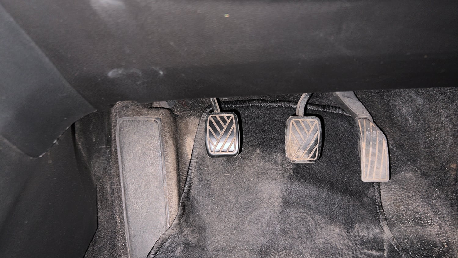 Used 2016 Maruti Suzuki S-Cross Zeta 1.3 Diesel Manual interior PEDALS VIEW