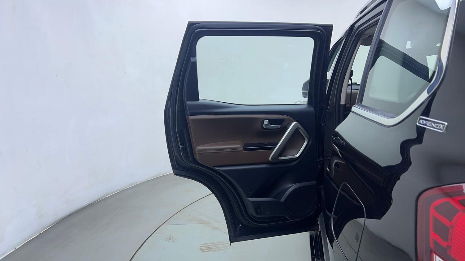 Used 2022 Mahindra Scorpio N Z8 L Petrol AT 7 STR Petrol Automatic interior LEFT REAR DOOR OPEN VIEW