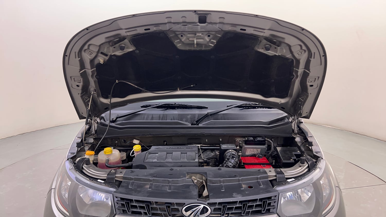 Used 2017 Mahindra KUV100 K4 6 STR Petrol Manual engine ENGINE & BONNET OPEN FRONT VIEW