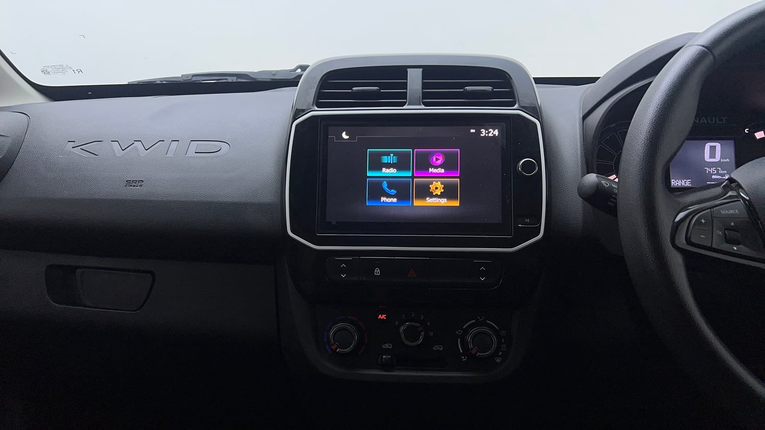 Used 2025 Renault Kwid CLIMBER 1.0 MT Petrol Manual top_features Touch screen infotainment system