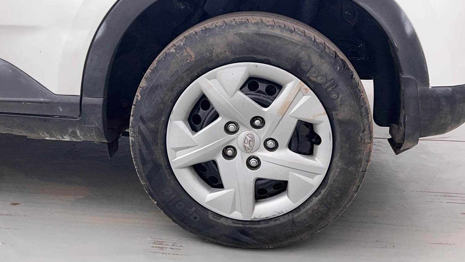 Used 2022 Hyundai Venue SX 1.2 Petrol Petrol Manual tyres LEFT REAR TYRE RIM VIEW