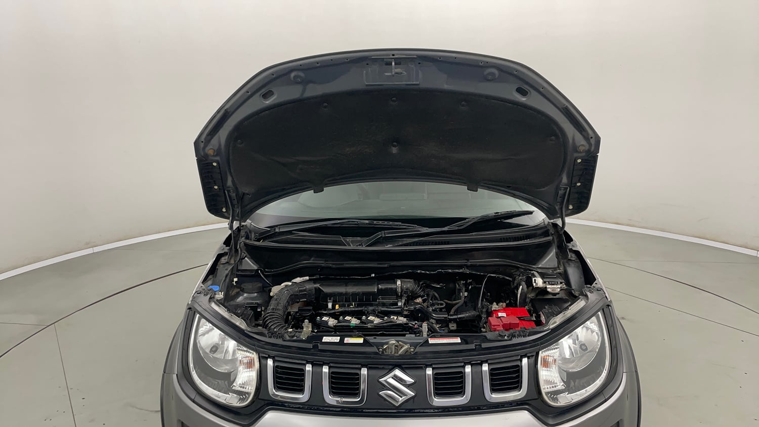 Used 2022 Maruti Suzuki Ignis Delta 1.2 MT Petrol Manual engine ENGINE & BONNET OPEN FRONT VIEW