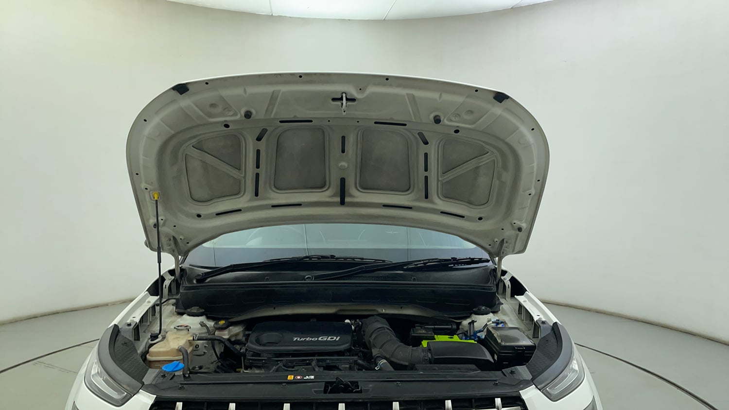 Used 2022 Hyundai Venue SX Plus 1.0 Turbo DCT Petrol Automatic engine ENGINE & BONNET OPEN FRONT VIEW