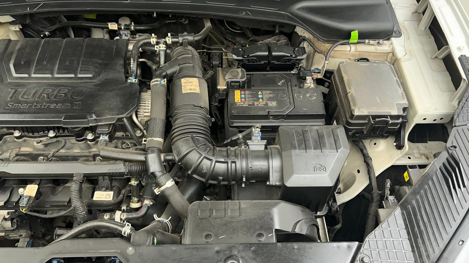Used 2024 Hyundai Alcazar Signature (O) 7 STR 1.5 Petrol DCT Petrol Automatic engine ENGINE LEFT SIDE VIEW