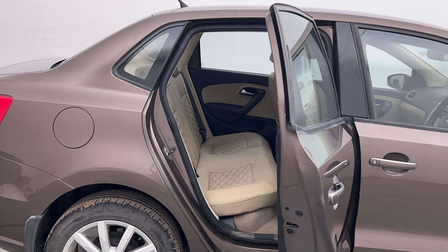 Used 2018 Volkswagen Ameo Highline1.2L Plus (P) 16 Alloy Petrol Manual interior RIGHT SIDE REAR DOOR CABIN VIEW