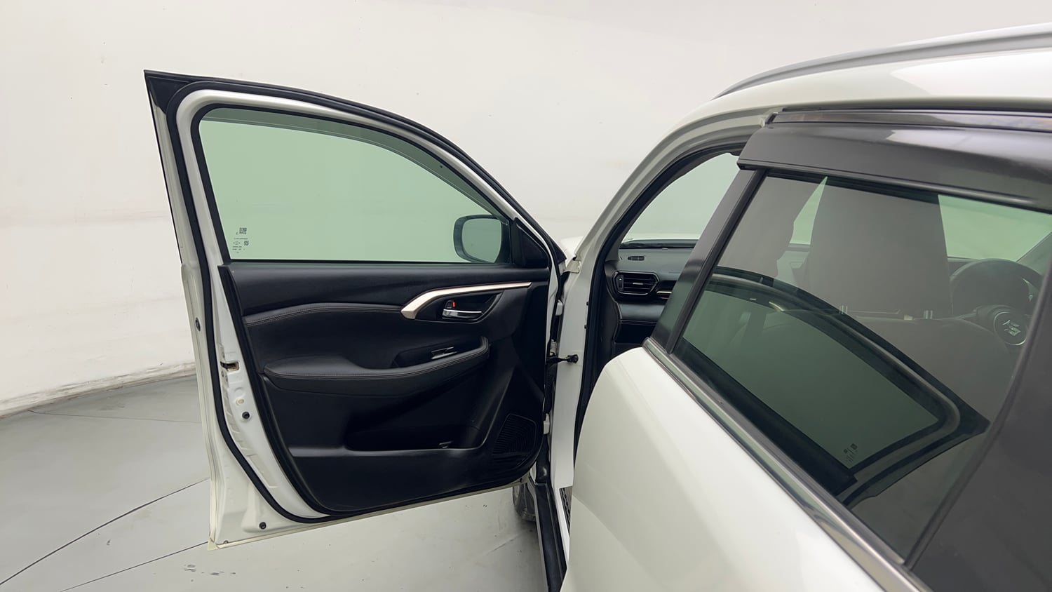 Used 2023 Maruti Suzuki Grand Vitara Alpha Plus Intelligent Hybrid eCVT Hybrid Automatic interior LEFT FRONT DOOR OPEN VIEW