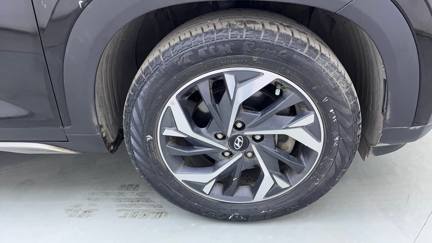 Used 2021 Hyundai Creta SX (O) 1.5 Petrol IVT Petrol Automatic tyres RIGHT FRONT TYRE RIM VIEW