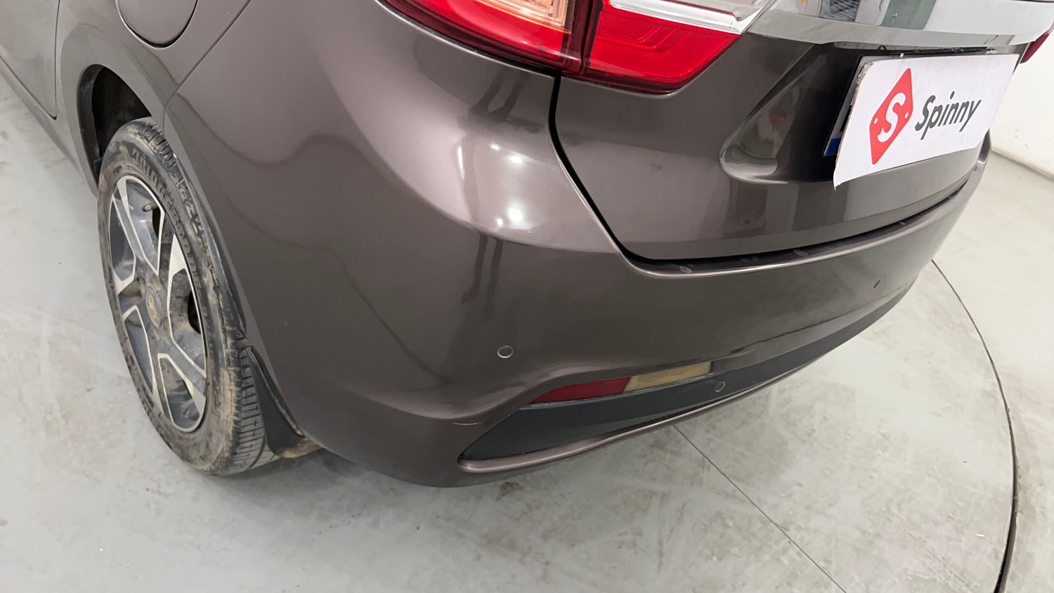 Used 2018 Tata Tigor Revotron XZA Petrol Automatic dents MINOR SCRATCH