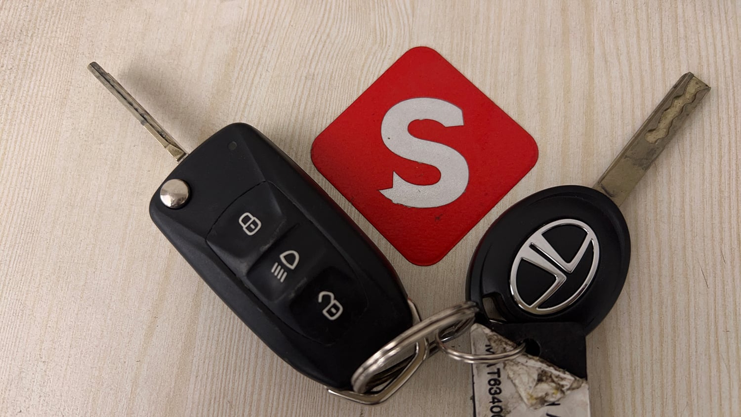 Used 2022 Tata Punch Adventure MT Petrol Manual extra CAR KEY VIEW