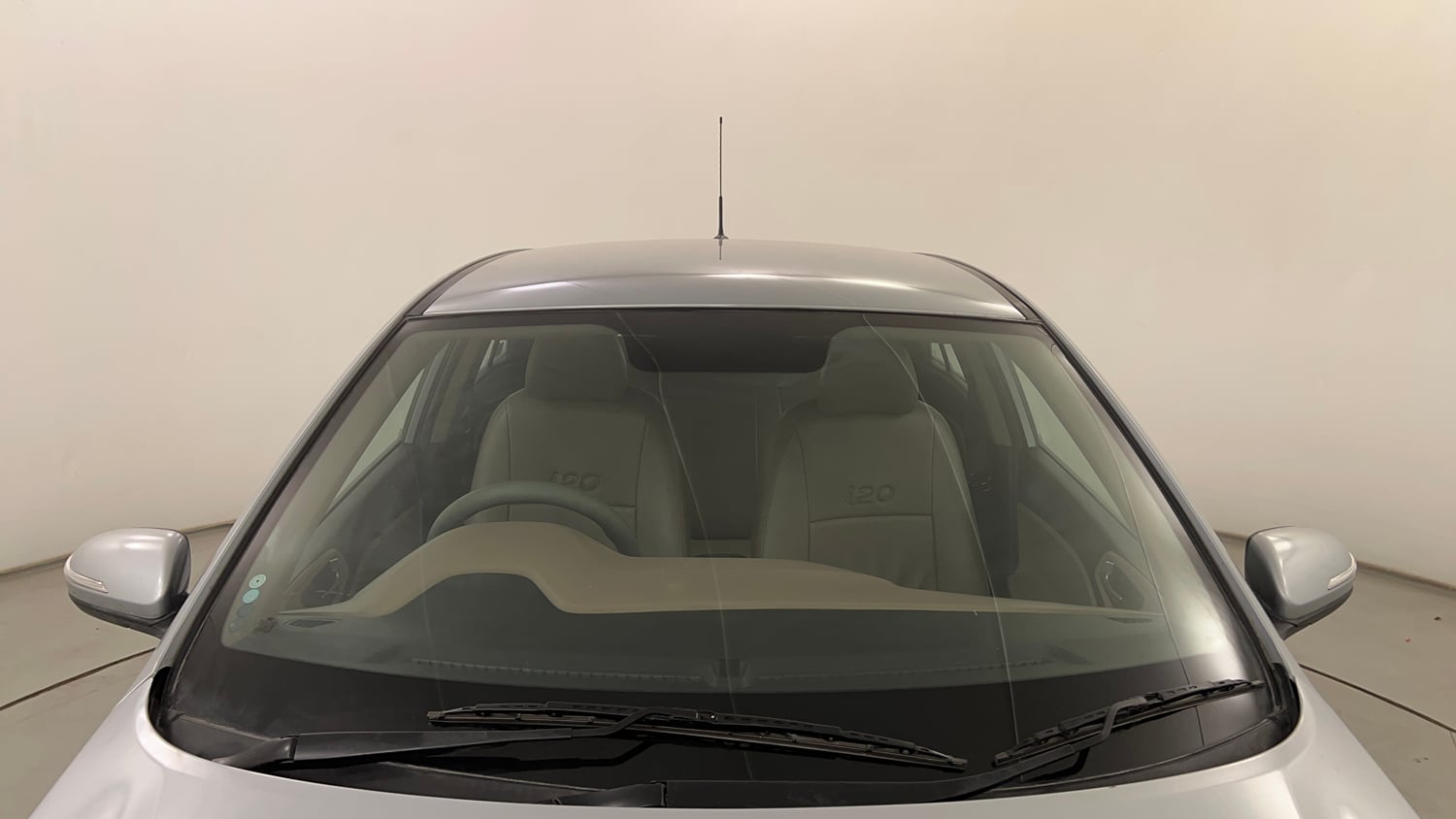 Used 2020 Hyundai Elite i20 Sportz Plus 1.2 Petrol Manual exterior FRONT WINDSHIELD VIEW